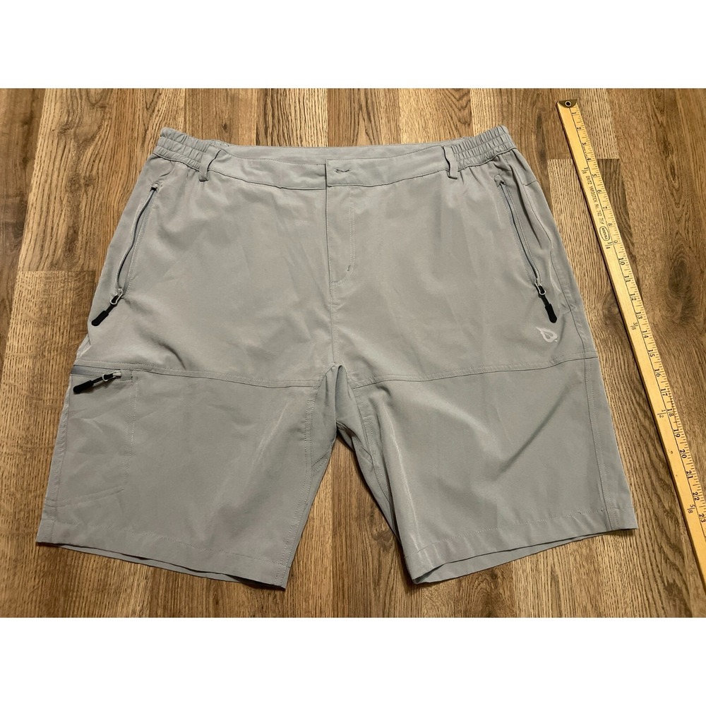 Baleaf Shorts, Men's Size Medium, Gray, Zip Pockets
